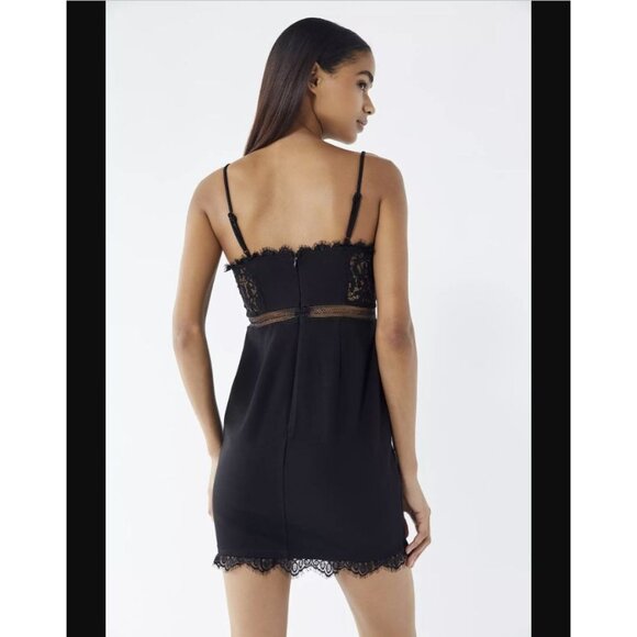 NWT! ASTR The Label Dream On Lace Trim Mini Dress Bodycon Medium - Picture 2 of 2